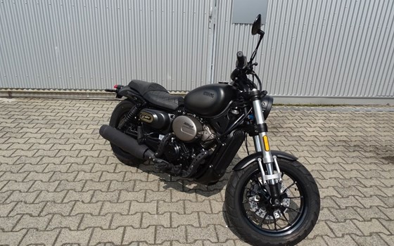 Gebrauchtmotorrad Hyosung GV 125 - Bild 1