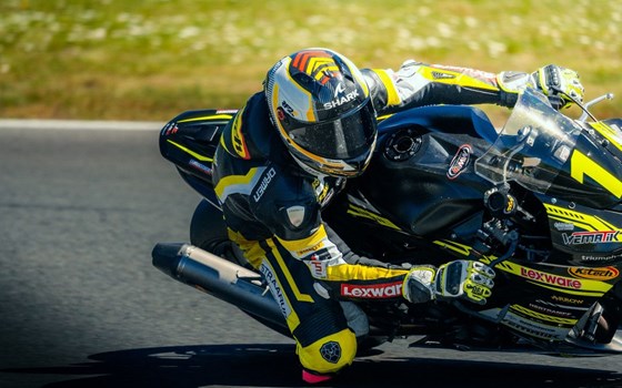 Gebrauchtmotorrad Triumph Daytona 660 - Bild 1