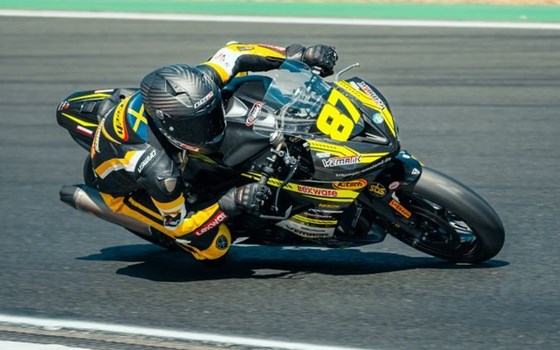 Gebrauchtmotorrad Triumph Daytona 660 - Bild 10