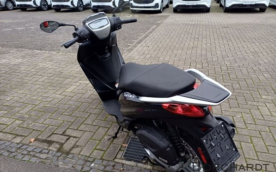 Neufahrzeug Piaggio Medley 125 - Bild 7