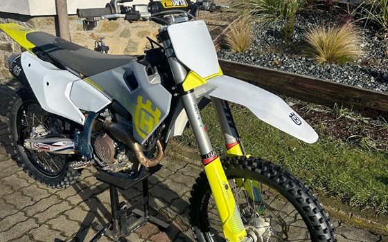 Gebrauchtmotorrad Husqvarna FC 250 - Bild 1