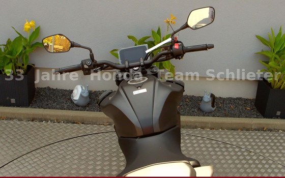 Neufahrzeug Honda CB125R - Bild 10