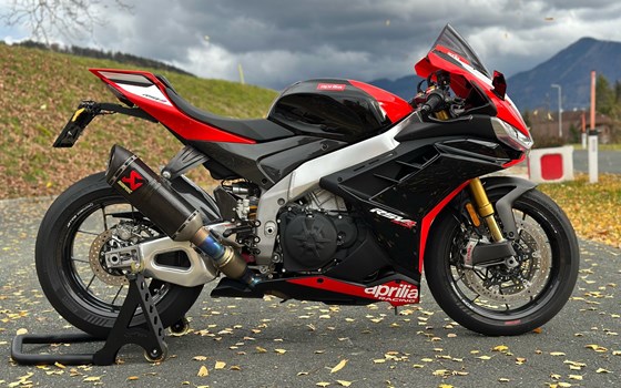 Gebrauchtmotorrad Aprilia RSV4 1100 Factory - Bild 1