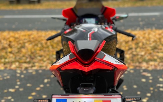 Gebrauchtmotorrad Aprilia RSV4 1100 Factory - Bild 16