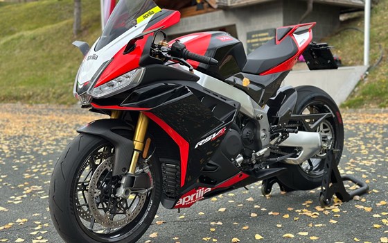 Gebrauchtmotorrad Aprilia RSV4 1100 Factory - Bild 4