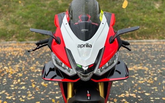 Gebrauchtmotorrad Aprilia RSV4 1100 Factory - Bild 10