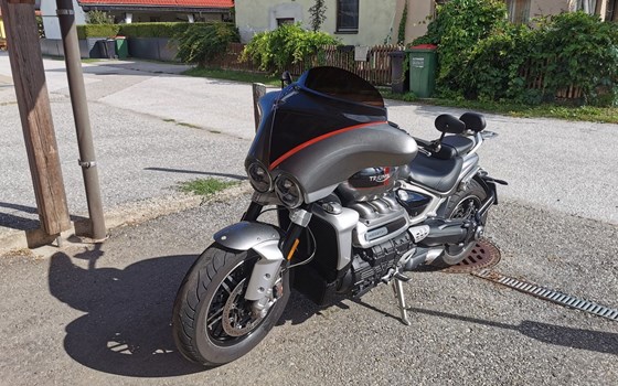 Gebrauchtmotorrad Triumph Rocket 3 GT - Bild 2