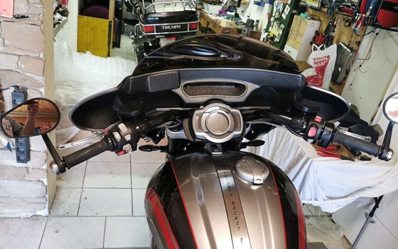 Gebrauchtmotorrad Triumph Rocket 3 GT - Bild 3