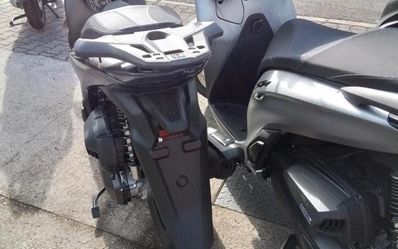 Neufahrzeug Honda SH150i - Bild 6