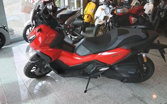 Neufahrzeug Honda Forza 750 - Bild 15