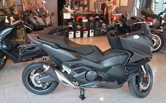 Neufahrzeug Honda Forza 750 - Bild 4