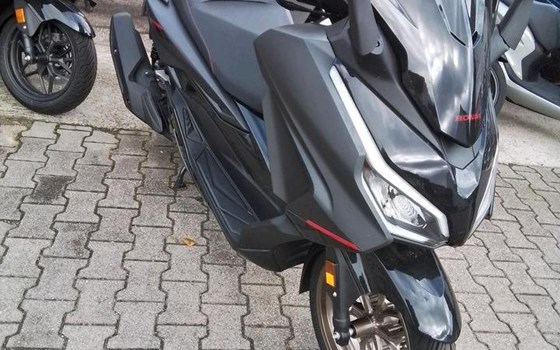 Neufahrzeug Honda Forza 125 Special Edition - Bild 6