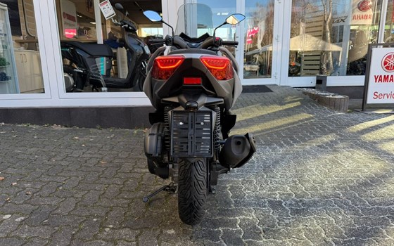 Gebrauchtmotorrad Yamaha XMAX 125 - Bild 4