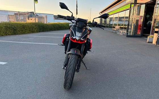 Neufahrzeug Aprilia Tuono 457 - Bild 2