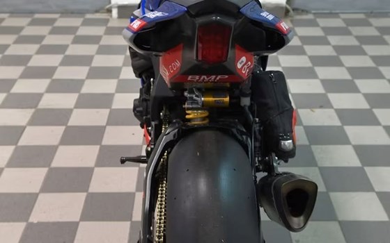 Gebrauchtmotorrad Yamaha R1 - Bild 6