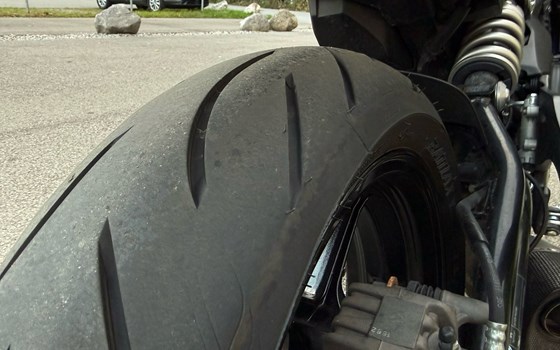 Gebrauchtmotorrad Kawasaki ER-6n - Bild 7