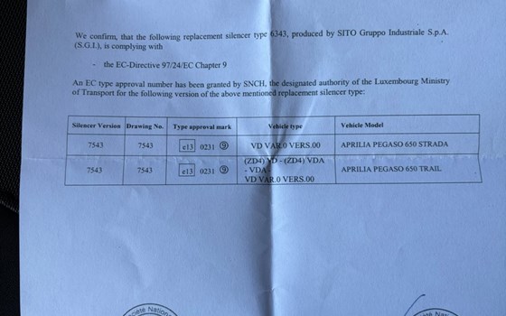 Gebrauchtmotorrad Aprilia Pegaso 650 i.e. - Bild 9