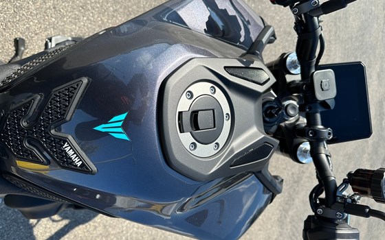 Gebrauchtmotorrad Yamaha MT-09 - Bild 10