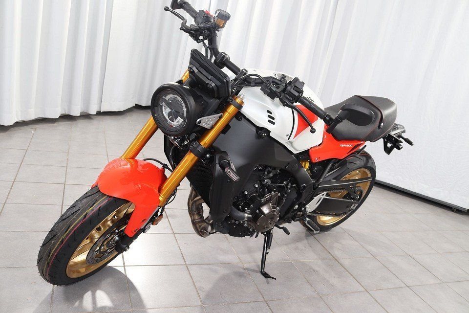 Yamaha XSR900 2025 Smartphone Konnektivität, Gamin Nav