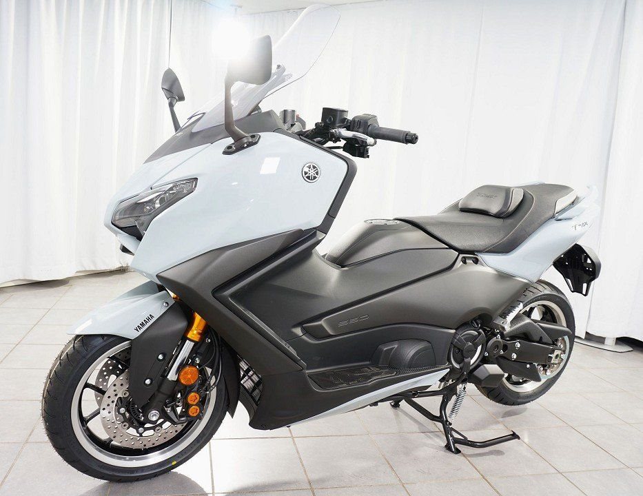 Yamaha TMAX 560 Tech Max