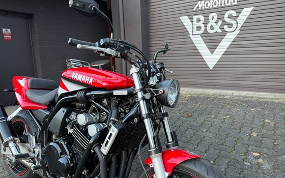 Gebrauchtmotorrad Yamaha FZS 600 Fazer - Bild 13