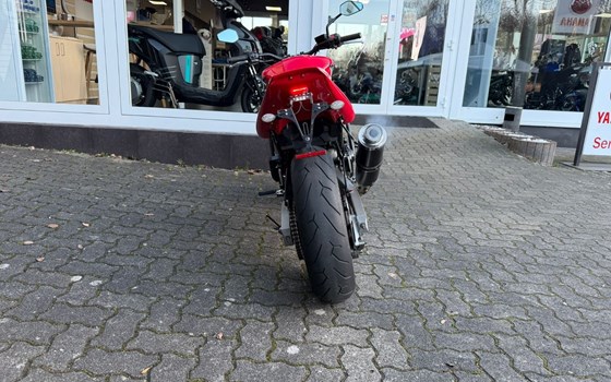 Gebrauchtmotorrad Yamaha FZS 600 Fazer - Bild 4