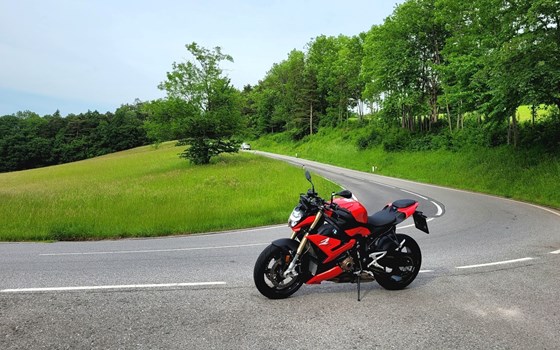 Gebrauchtmotorrad BMW S 1000 R - Bild 1