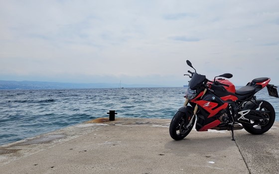 Gebrauchtmotorrad BMW S 1000 R - Bild 3