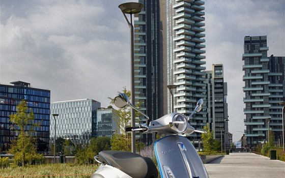 Neufahrzeug Vespa Elettrica - Bild 28