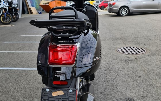 Neufahrzeug Vespa GTS 125 Super - Bild 3