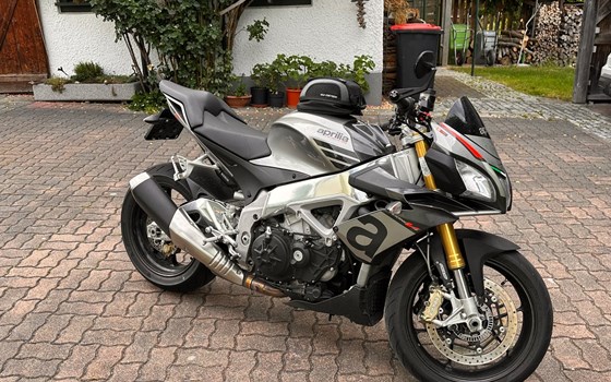 Gebrauchtmotorrad Aprilia Tuono V4 1100 RR - Bild 1