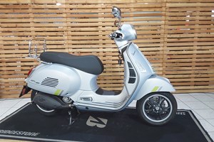 Angebot Vespa GTS 300 hpe Super Tech