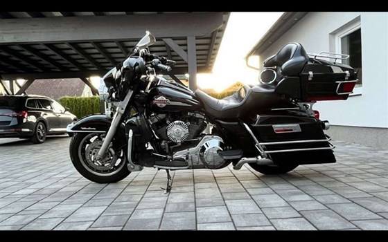 Gebrauchtmotorrad Harley-Davidson Electra Glide Ultra Classic FLHTCU - Bild 1