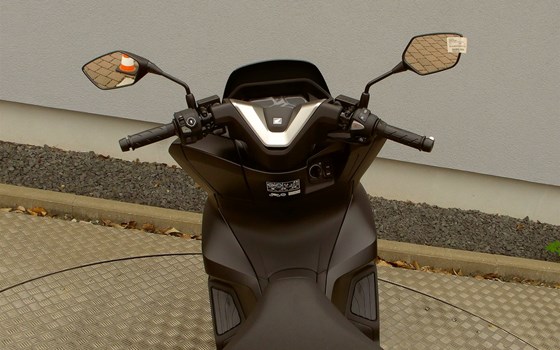 Gebrauchtmotorrad Honda PCX125 - Bild 10