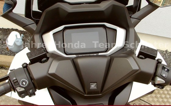 Gebrauchtmotorrad Honda Forza 125 - Bild 12