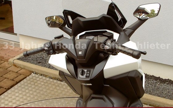 Gebrauchtmotorrad Honda Forza 125 - Bild 13