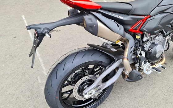 Neufahrzeug Ducati Hypermotard V2 - Bild 3