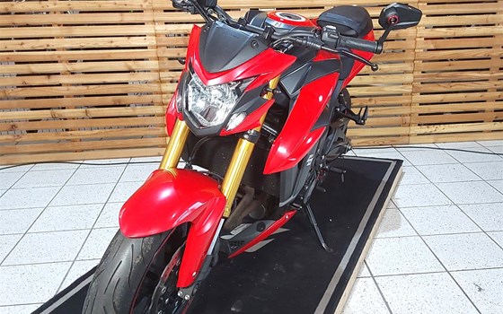 Gebrauchtmotorrad Suzuki GSX-S750 - Bild 4