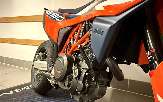 Gebrauchtmotorrad KTM 690 SMC R - Bild 3