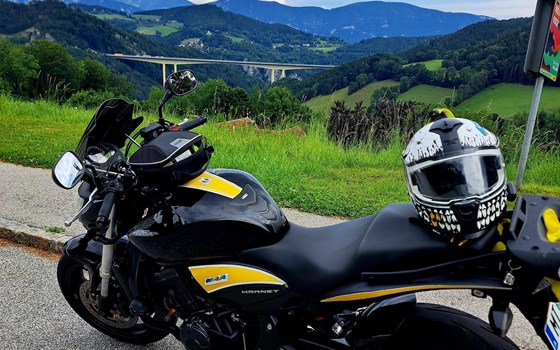 Gebrauchtmotorrad Honda CB 600 F Hornet - Bild 1