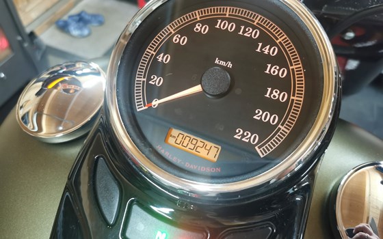 Gebrauchtmotorrad Harley-Davidson Softail Slim S - Bild 17