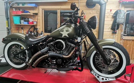 Gebrauchtmotorrad Harley-Davidson Softail Slim S - Bild 27