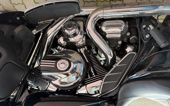 Gebrauchtmotorrad Harley-Davidson Electra Glide Ultra Limited Low FLHTKL - Bild 4