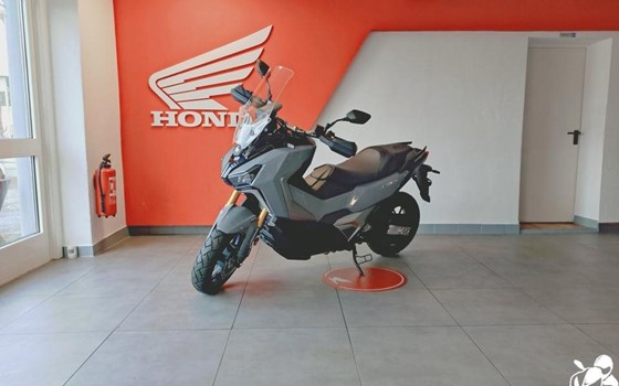 Neufahrzeug Honda SW-T 400 - Bild 1