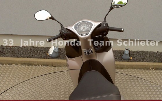 Gebrauchtmotorrad Honda SH125 - Bild 10
