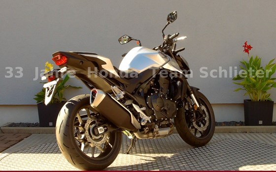 Gebrauchtmotorrad Honda CB750 Hornet - Bild 8