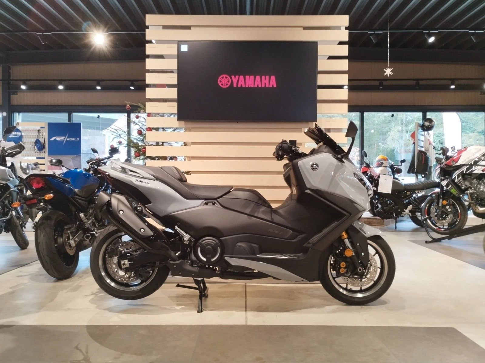 Yamaha TMAX 560 Tech Max