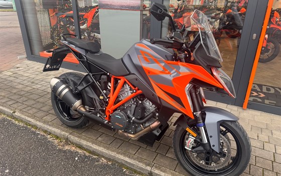 Gebrauchtmotorrad KTM 1290 Super Duke GT - Bild 1