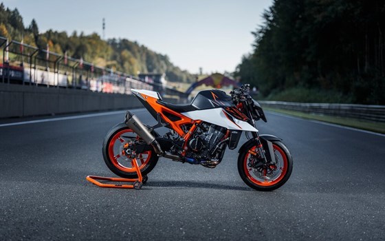 Neufahrzeug KTM 990 Duke R - Bild 9