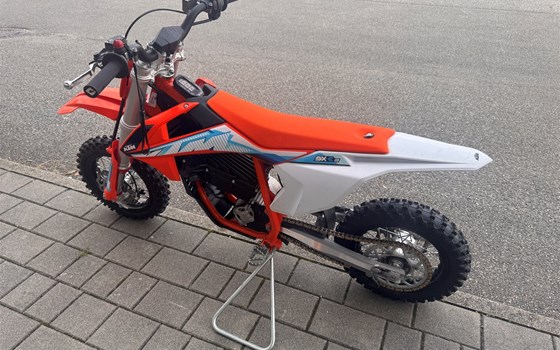Neufahrzeug KTM SX-E 3 - Bild 4